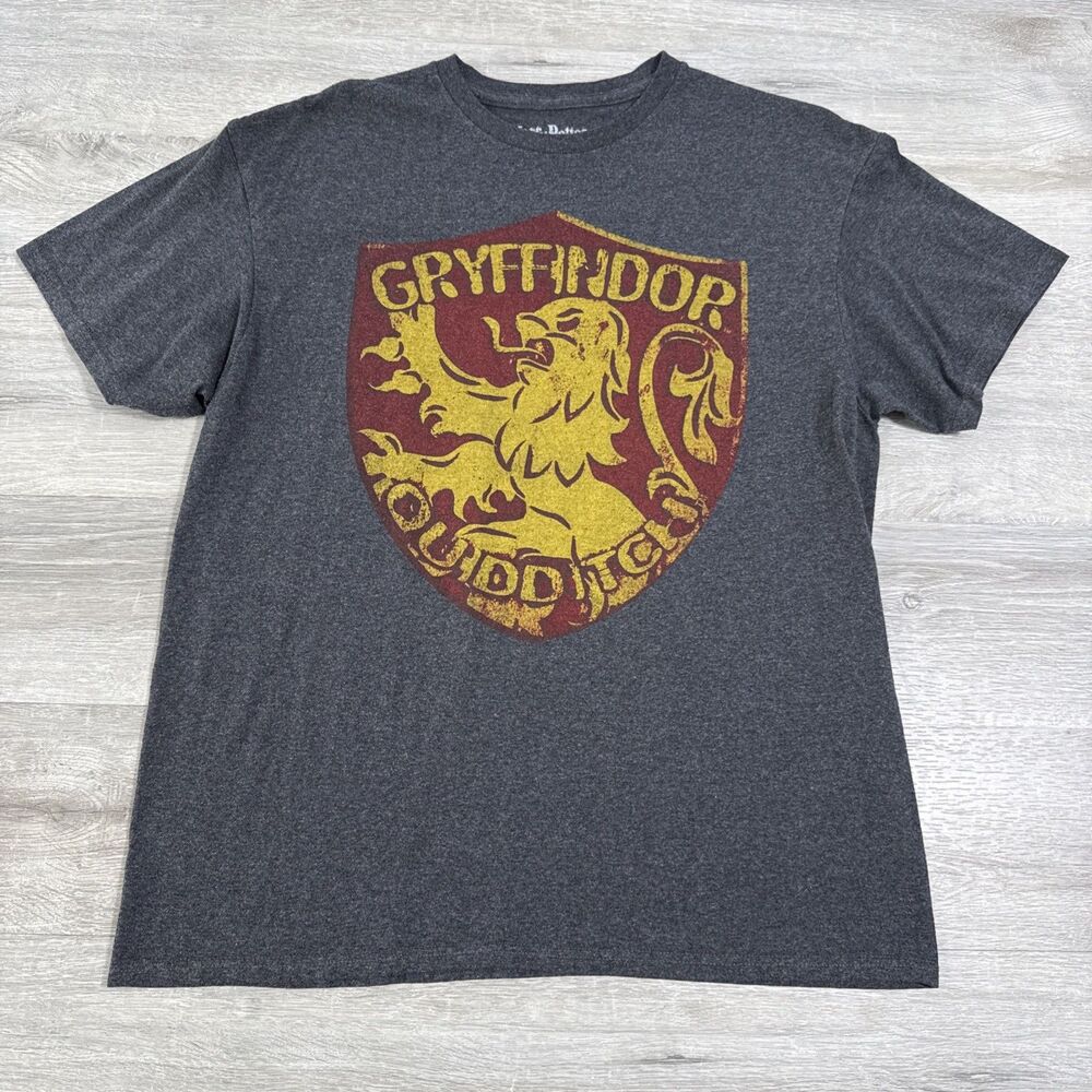 Harry Potter Shirt Men’s Large Gray Cotton Blend Gryffindor Quidditch Hogwarts